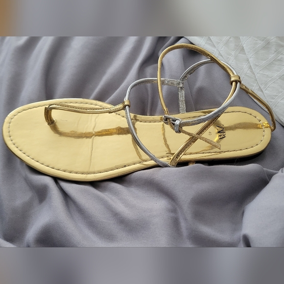 Zara Gold And Silver Sandals - Picture 4 of 4